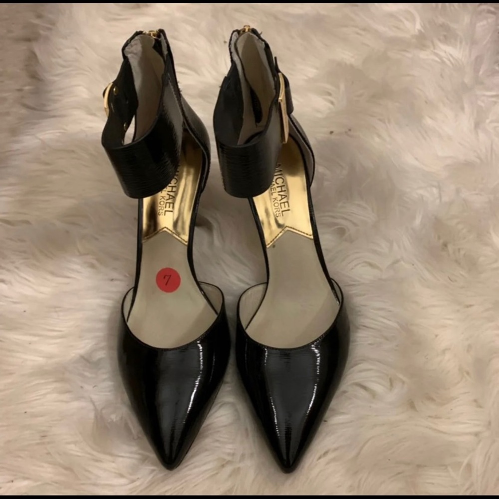 Micheal Kors Heels